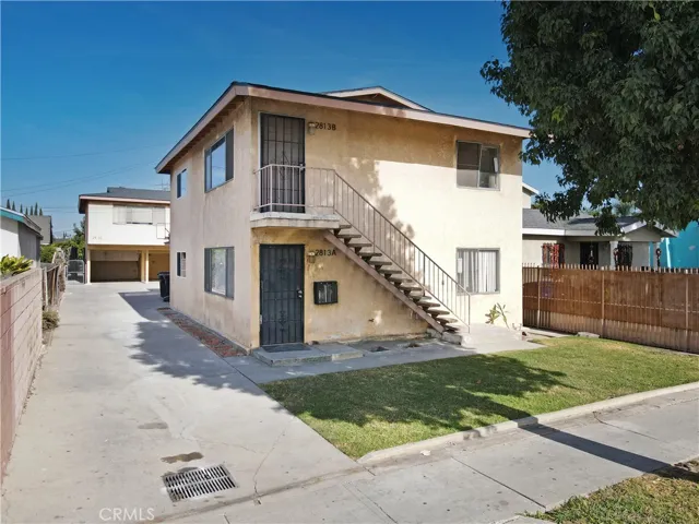 2813 Independence Avenue, South Gate, California 90280