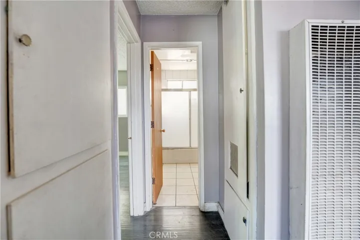 2813 Independence Avenue, South Gate, California 90280