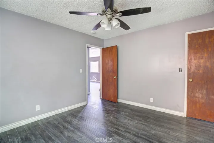 2813 Independence Avenue, South Gate, California 90280