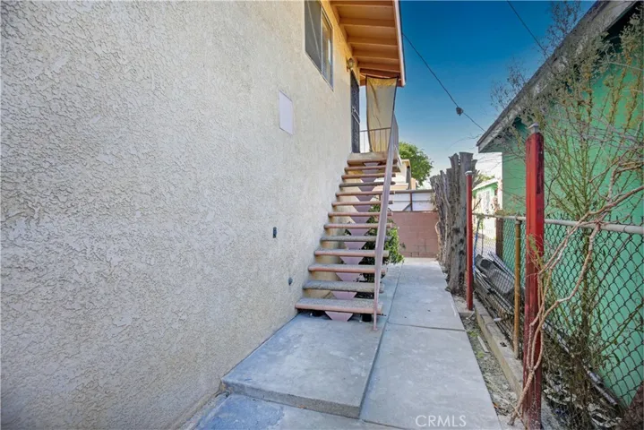2813 Independence Avenue, South Gate, California 90280