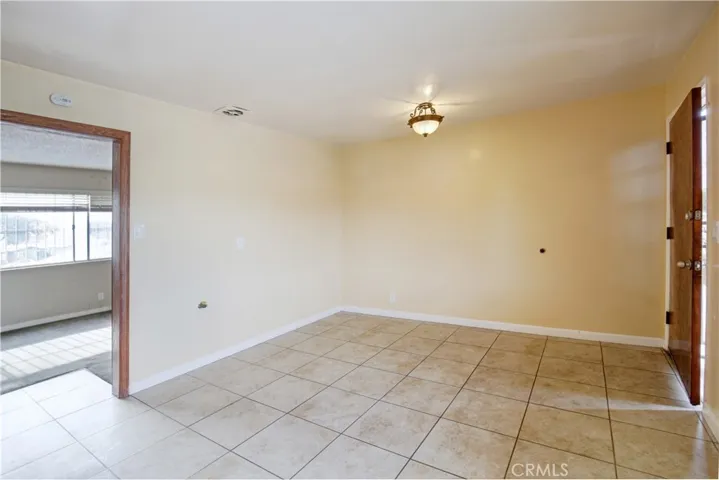 2813 Independence Avenue, South Gate, California 90280