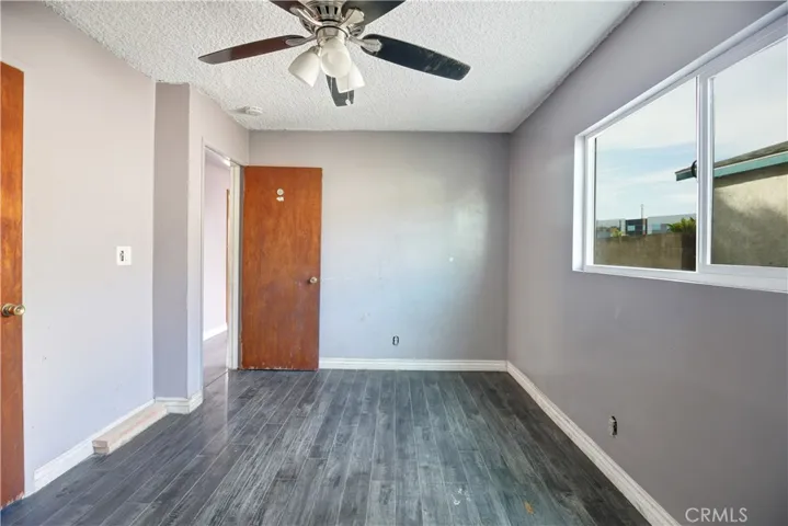 2813 Independence Avenue, South Gate, California 90280
