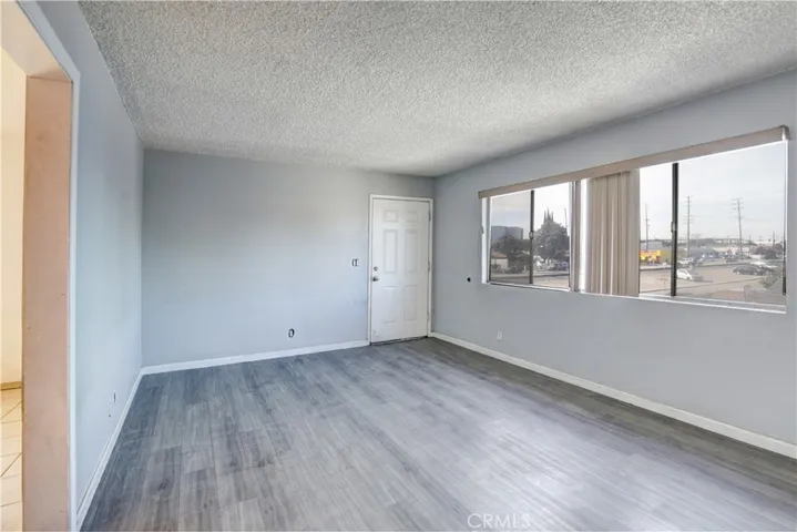 2813 Independence Avenue, South Gate, California 90280
