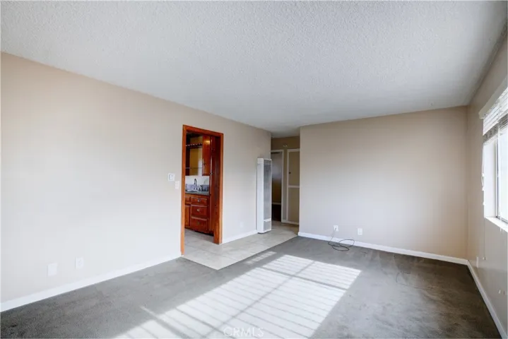 2813 Independence Avenue, South Gate, California 90280