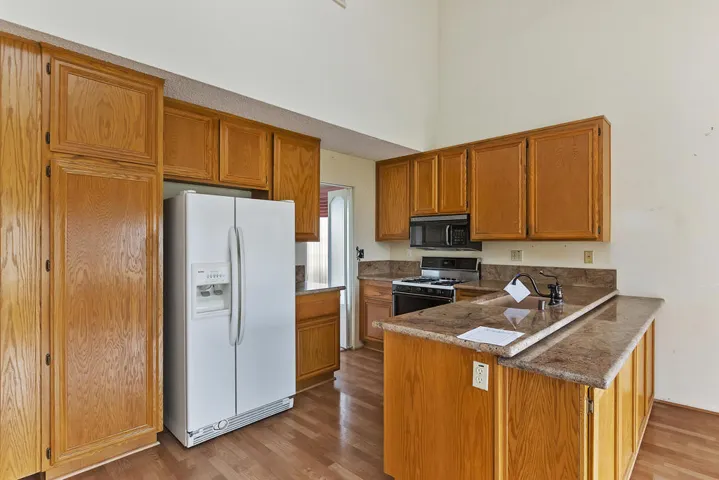 016_Kitchen