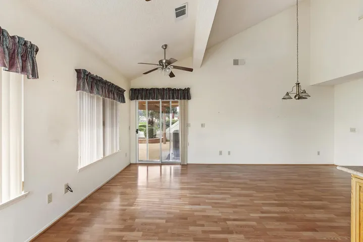 011_Family Room