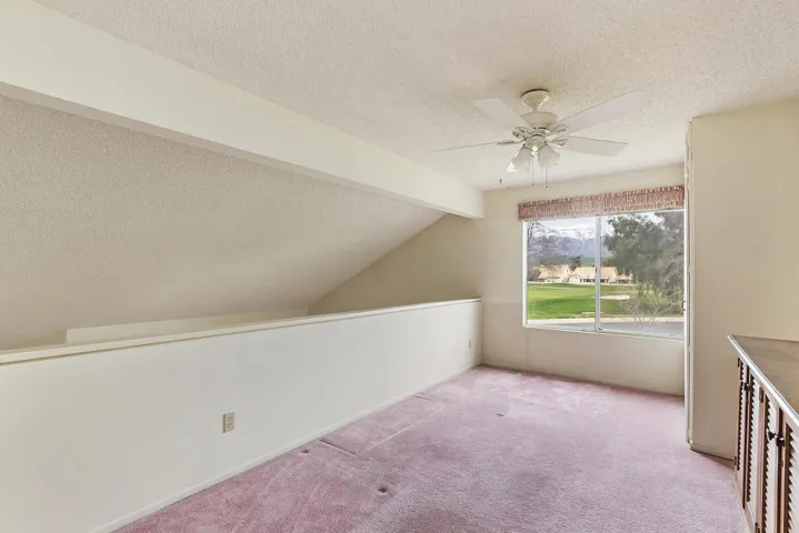 019_Upper Level loft