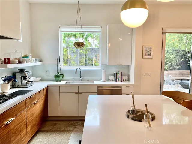 619 El Redondo Avenue, Redondo Beach, California 90277