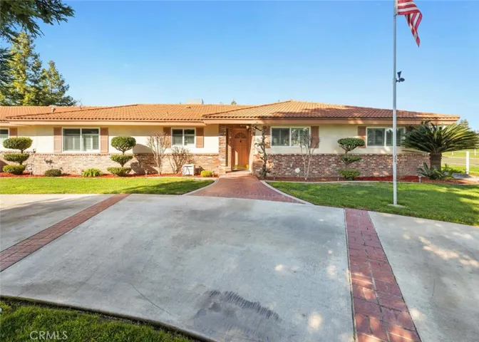 4668 W Hurley Avenue, Visalia, California 93291