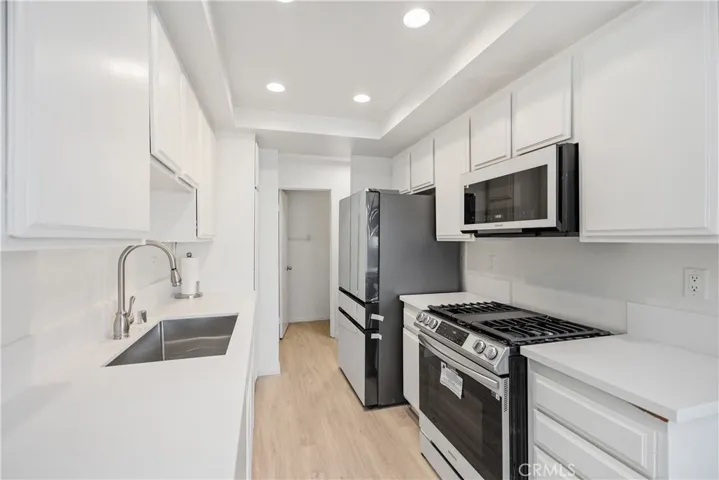 21814 Belshire Avenue 2, Hawaiian Gardens, California 90716