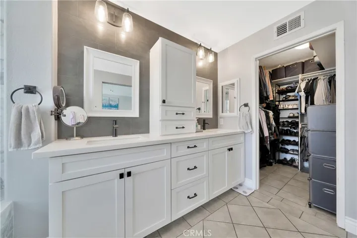 3 Via Floria, Rancho Santa Margarita, California 92688