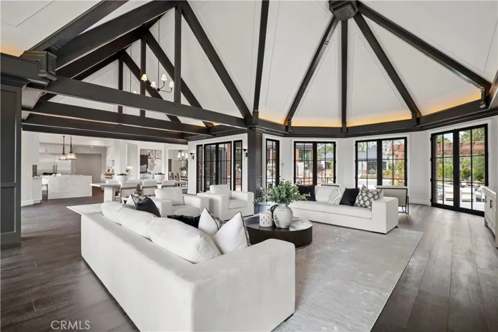 Family room/casual dining/Kitchen Area