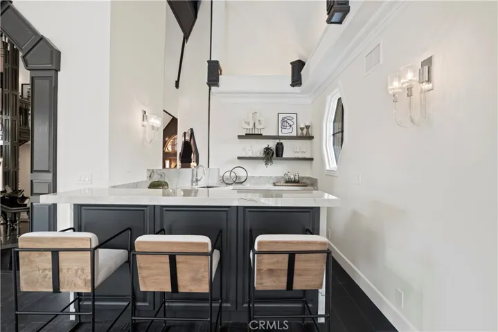 Grand room - Wet bar