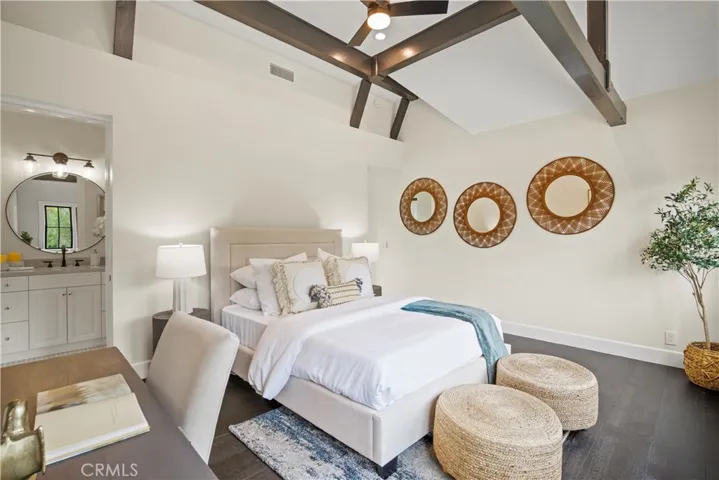 Guest bedroom #4 w/private bathroom
