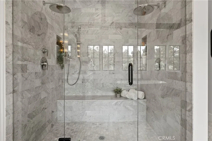 Primary Suite Bathroom