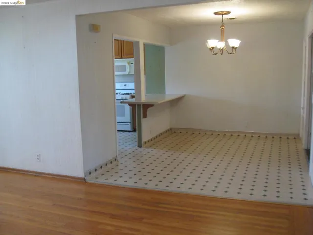 2811 Lincoln Ave, Richmond, California 94804