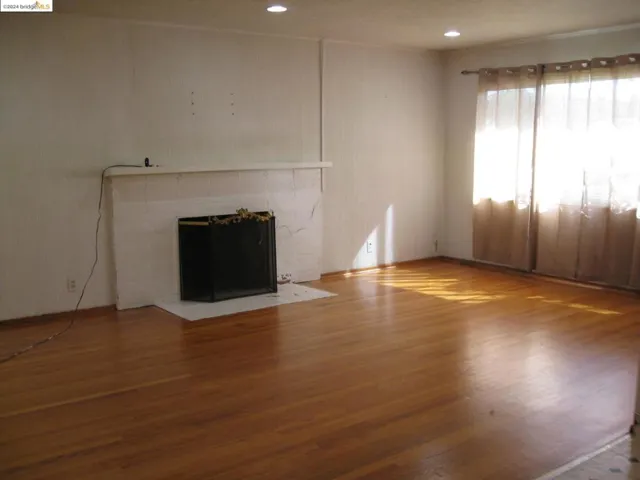 2811 Lincoln Ave, Richmond, California 94804