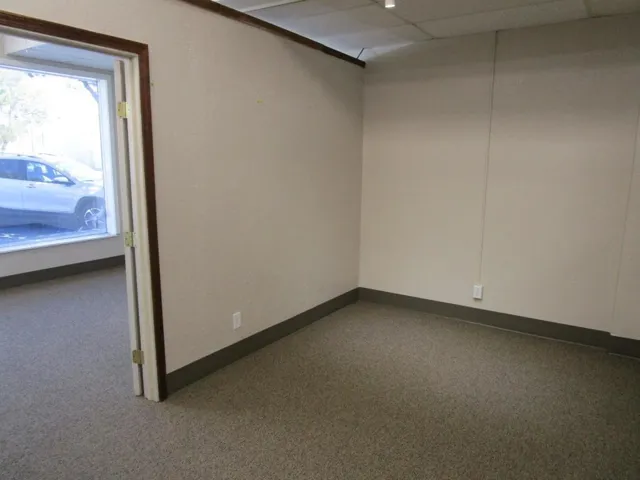 211 5th Street, Hollister, California 95023