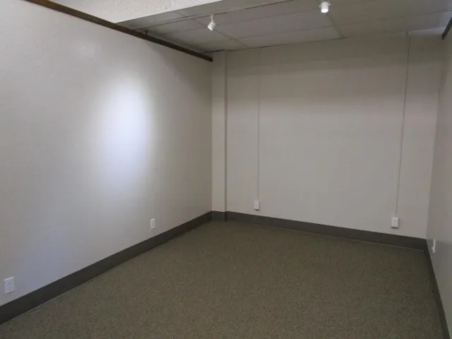 211 5th Street, Hollister, California 95023