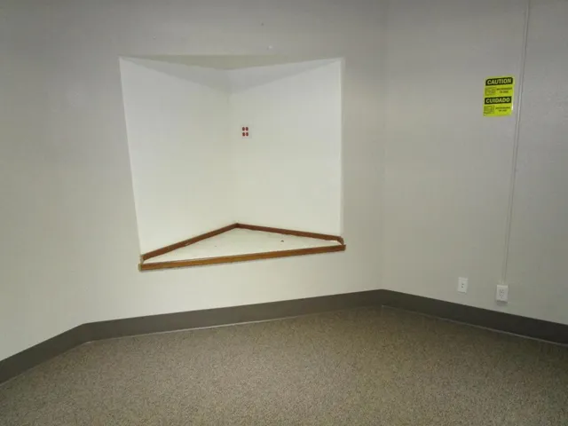 211 5th Street, Hollister, California 95023