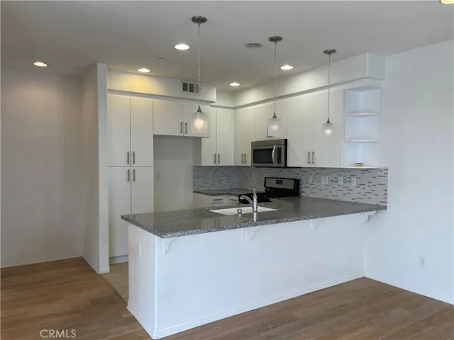 175 E Commercial Street, San Dimas, California 91773