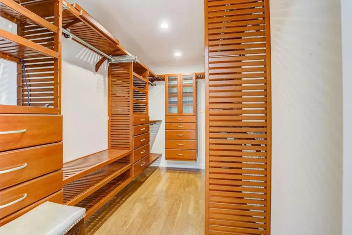 385 Sara Avenue, Sunnyvale, California 94086