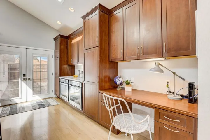 385 Sara Avenue, Sunnyvale, California 94086