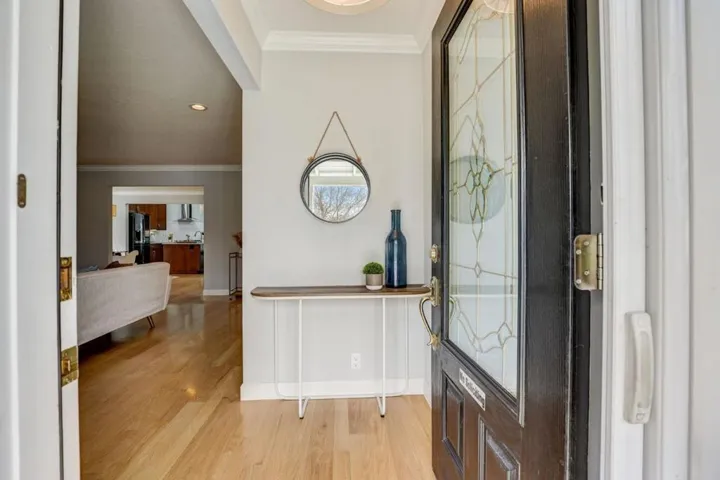 385 Sara Avenue, Sunnyvale, California 94086