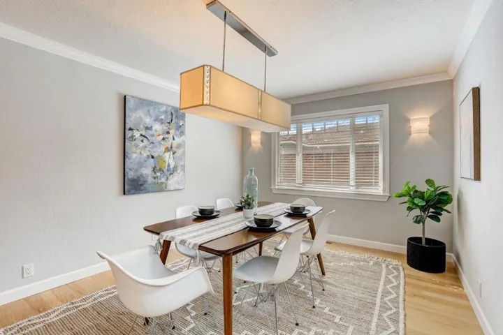 385 Sara Avenue, Sunnyvale, California 94086