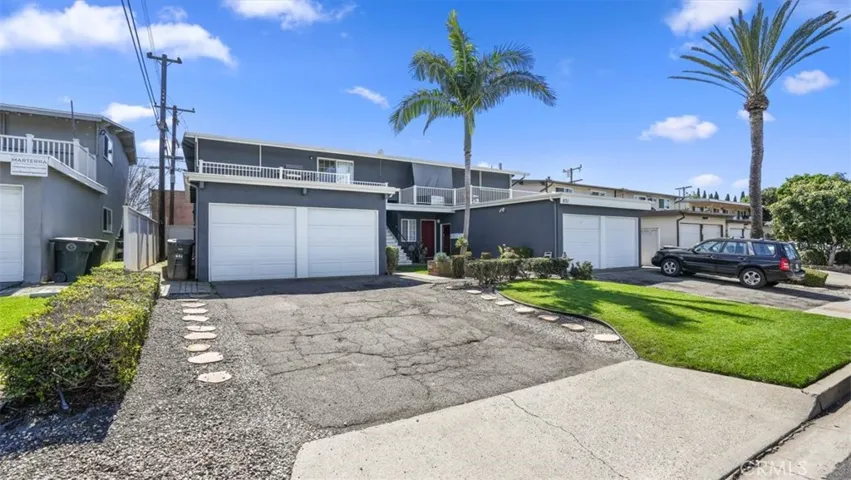 631 Shalimar Drive, Costa Mesa, California 92627