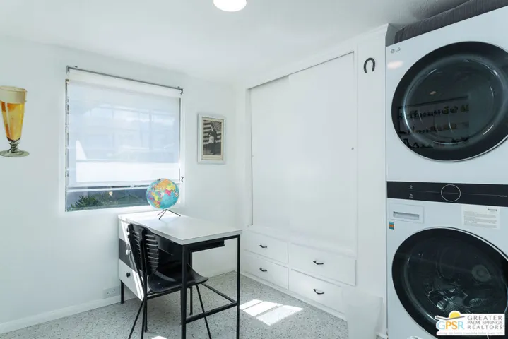 Office/laundry