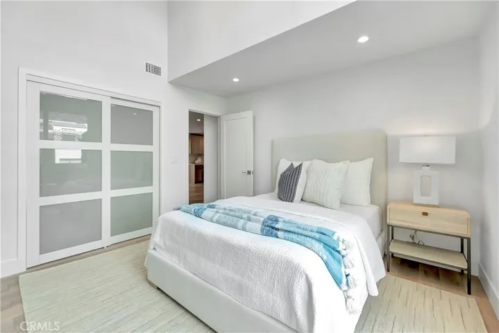 7 Waterway 15, Irvine, California 92614