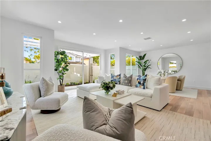 7 Waterway 15, Irvine, California 92614