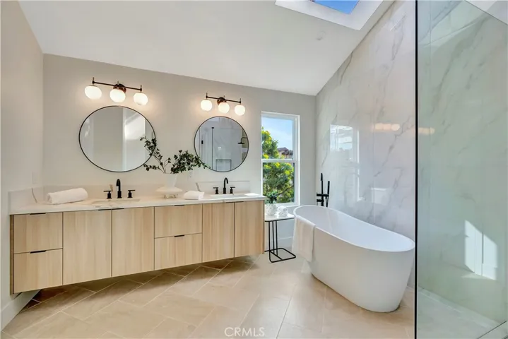 7 Waterway 15, Irvine, California 92614