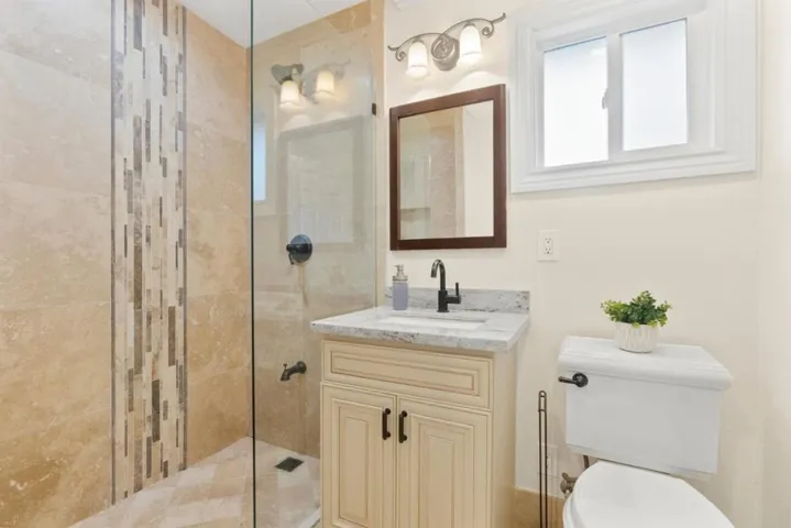 11731 Southwood Drive, Saratoga, California 95070