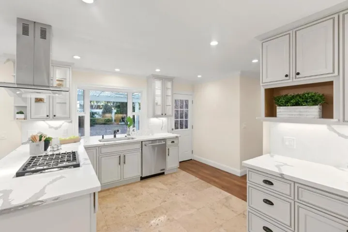 11731 Southwood Drive, Saratoga, California 95070