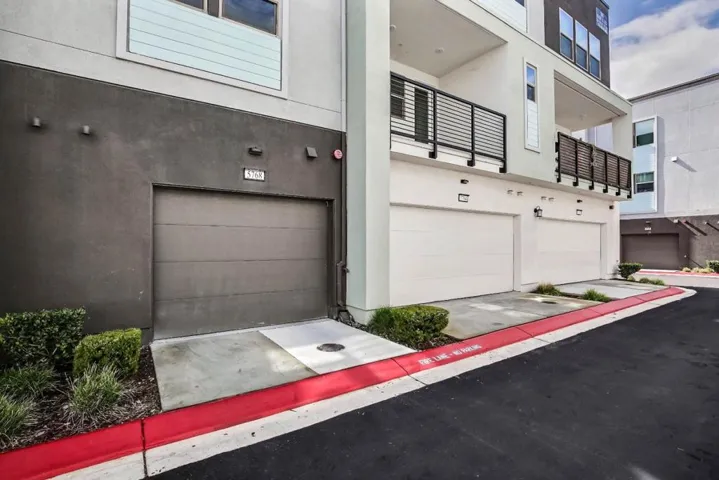 5768 Magnetic Loop, San Jose, California 95119