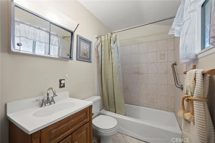1030 Cavalier Avenue, Simi Valley, California 93065