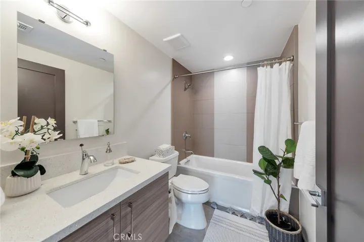 2428 E Del Mar Boulevard 208, Pasadena, California 91107