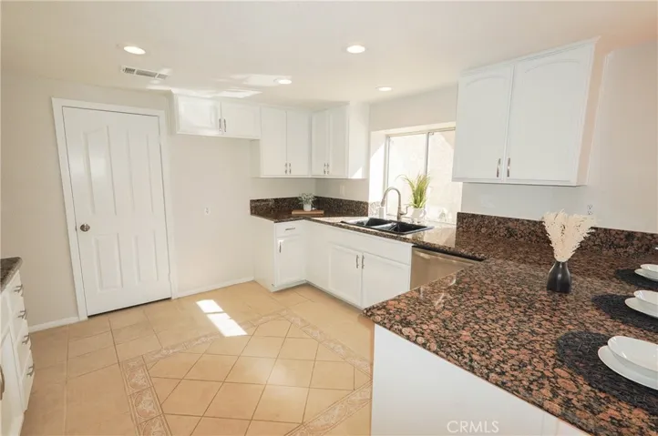 41411 Yancey Lane, Quartz Hill, California 93536