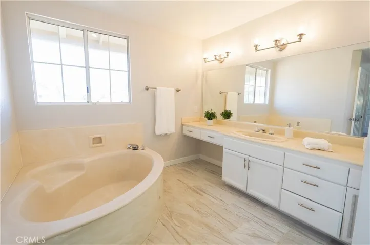 41411 Yancey Lane, Quartz Hill, California 93536