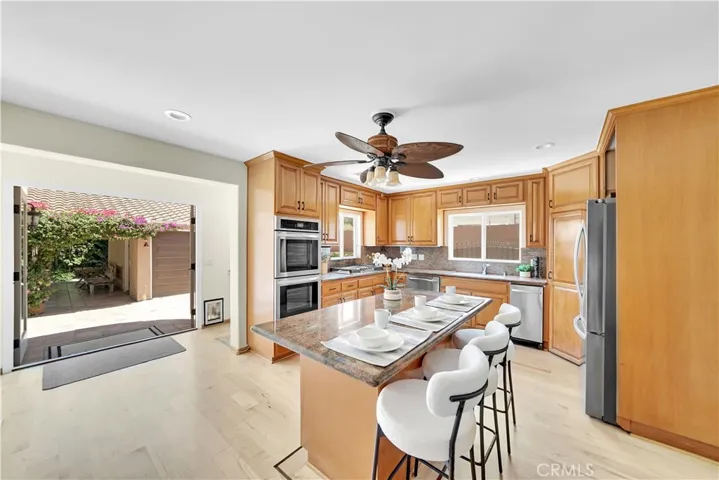Open kitchen