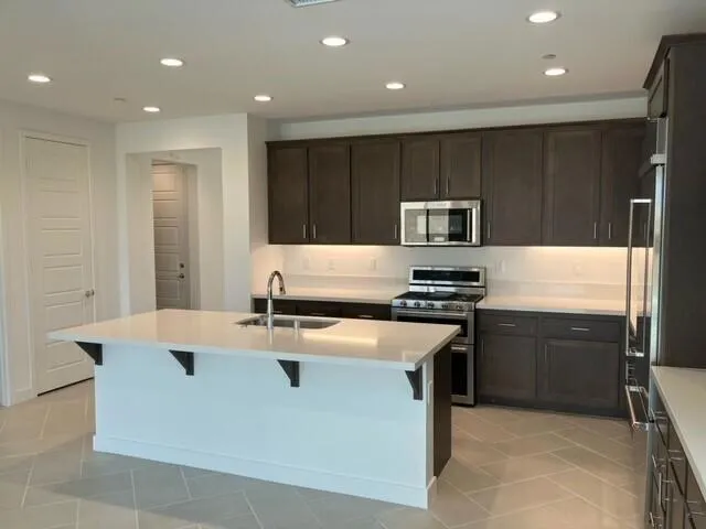 lot 64 kitchen 1