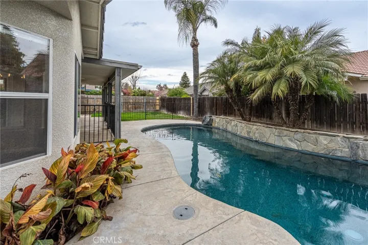 3824 E Stapp Court, Visalia, California 93292