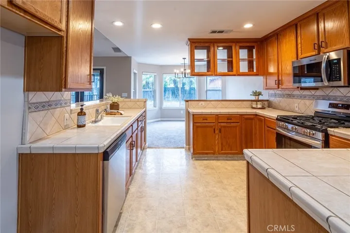 3824 E Stapp Court, Visalia, California 93292