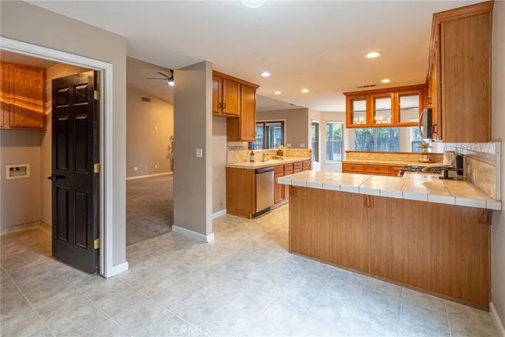 3824 E Stapp Court, Visalia, California 93292