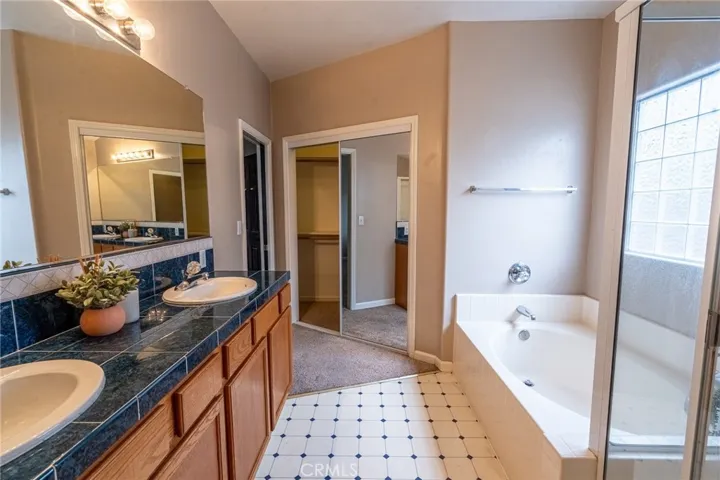 3824 E Stapp Court, Visalia, California 93292