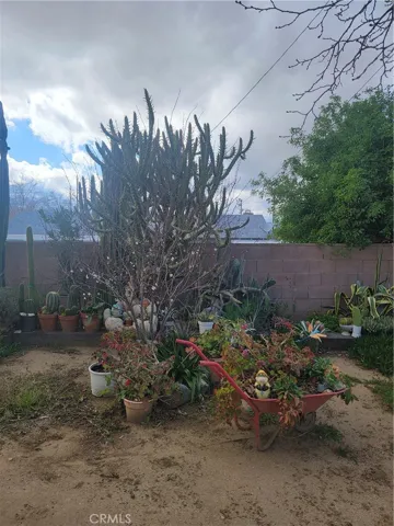 38727 2nd Street E, Palmdale, California 93550