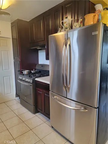 38727 2nd Street E, Palmdale, California 93550