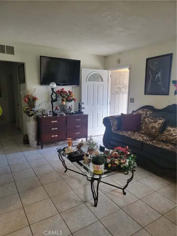 38727 2nd Street E, Palmdale, California 93550